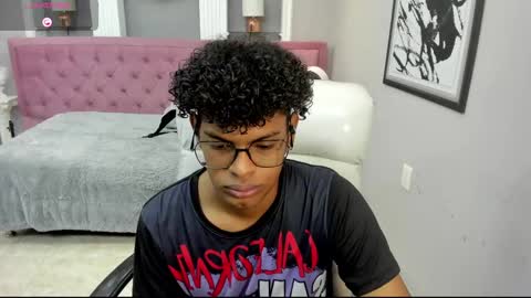 Snapshot of boylittle19cm chatting on 10.14.25 Jackson online show from 10.14.25