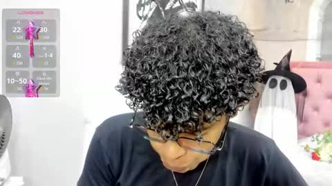 Snapshot of boylittle19cm chatting on 11.02.25 Jackson online show from 11.02.25