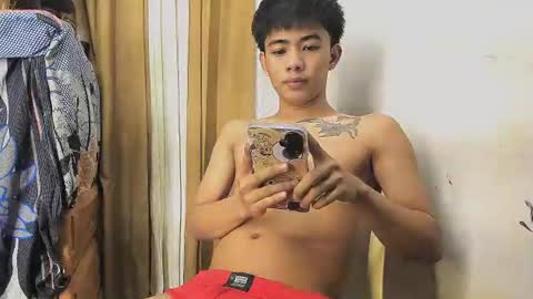 Snapshot of boynextdoor4ux chatting on 07.27.26 HI IM JAMES DONT FORGET GIVE ME THUMBS UP AND JOIN TO MY FANCLUB online show from 07.27.26