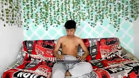 Snapshot of boys4hot_777 chatting on 02.16.25 boys4hot_777 online show from 02.16.25