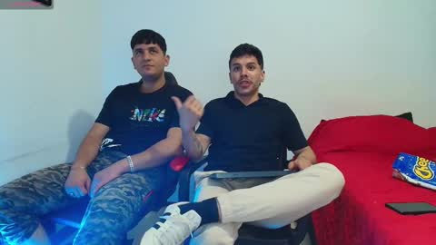 Snapshot of boyshots6331 chatting on 02.01.26 boyshots6331 online show from 02.01.26