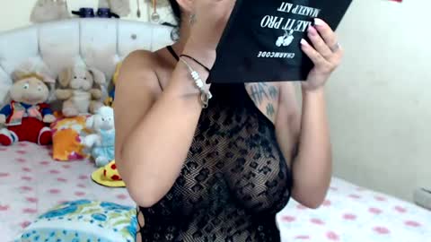 nikky and jeik online show from 01.06.25