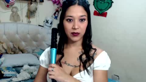 nikky and jeik online show from 01.20.25