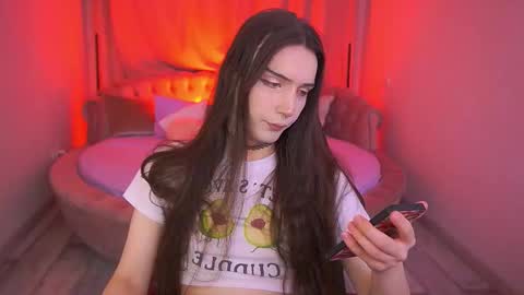 Snapshot of boytemptation chatting on 09.30.25 Nova online show from 09.30.25