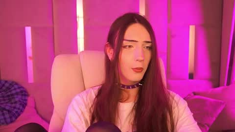 Snapshot of boytemptation chatting on 10.28.25 Nova online show from 10.28.25