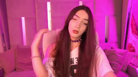 Snapshot of boytemptation chatting on 11.06.25 Nova online show from 11.06.25