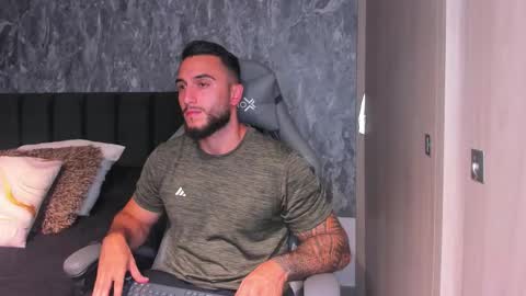 Snapshot of brad1_ chatting on 10.24.25 instagramBrad mayers1twittermayersbrad online show from 10.24.25