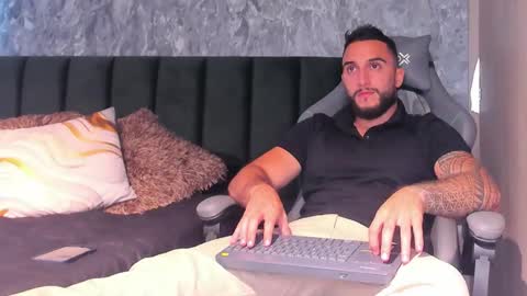 Snapshot of brad1_ chatting on 11.03.25 instagramBrad mayers1twittermayersbrad online show from 11.03.25