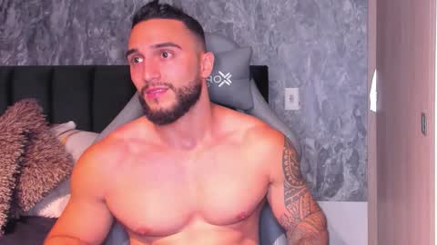 Snapshot of brad1_ chatting on 11.11.25 instagramBrad mayers1twittermayersbrad online show from 11.11.25