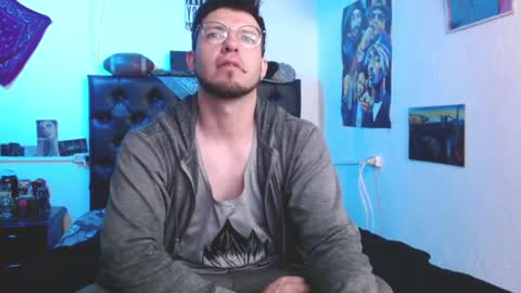 Snapshot of brad_hot_boy chatting on 12.18.24 brad hot boy online show from 12.18.24