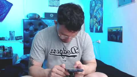 Snapshot of brad_hot_boy chatting on 12.30.24 brad hot boy online show from 12.30.24