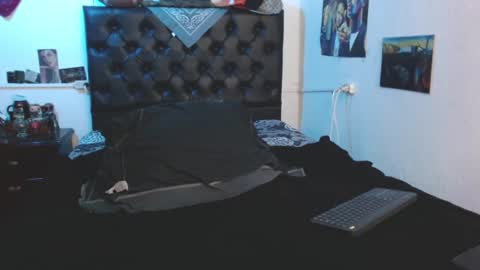 Snapshot of brad_hot_boy chatting on 02.13.25 brad hot boy online show from 02.13.25
