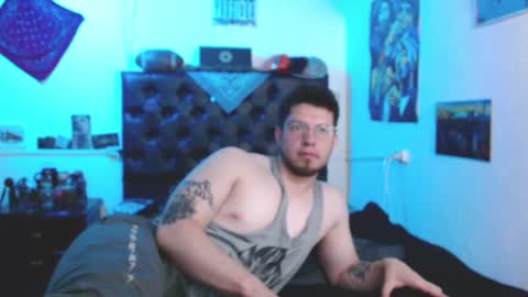 Snapshot of brad_hot_boy chatting on 02.15.25 brad hot boy online show from 02.15.25