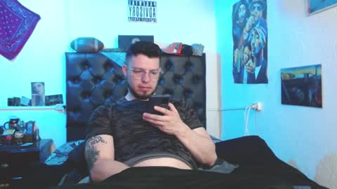 Snapshot of brad_hot_boy chatting on 10.10.25 brad hot boy online show from 10.10.25