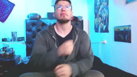 brad hot boy online show from 10.14.25