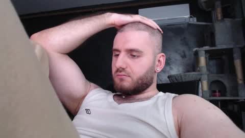 Snapshot of brad_pittfall chatting on 10.31.25 ask me online show from 10.31.25