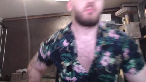 Snapshot of brad_pittfall chatting on 11.10.25 ask me online show from 11.10.25