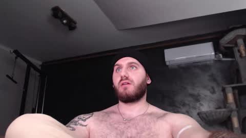 Snapshot of brad_pittfall chatting on 11.12.25 ask me online show from 11.12.25