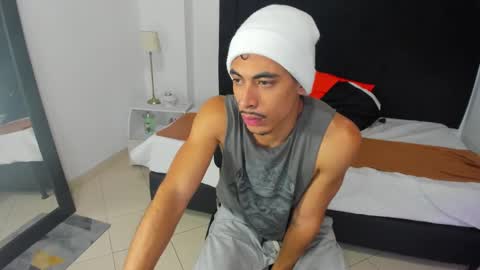 Snapshot of brad_usma chatting on 01.29.25 BRAD USMA online show from 01.29.25