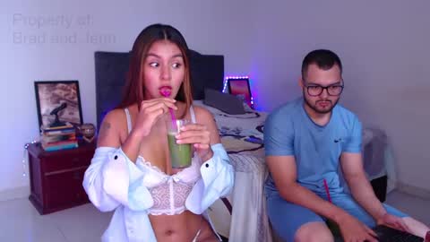 Snapshot of bradandjenn chatting on 02.21.25 Your favorite couple and the best butt on Chatur online show from 02.21.25