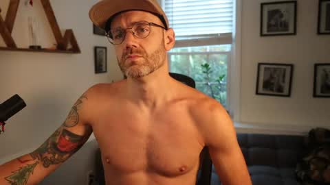 Snapshot of bradbronton chatting on 07.23.26 BradBronton online show from 07.23.26