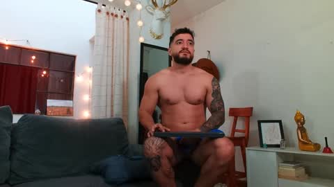 Bradley Martinez online show from 01.06.25
