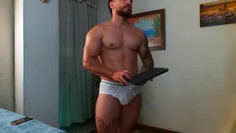 Bradley Martinez online show from 11.21.25