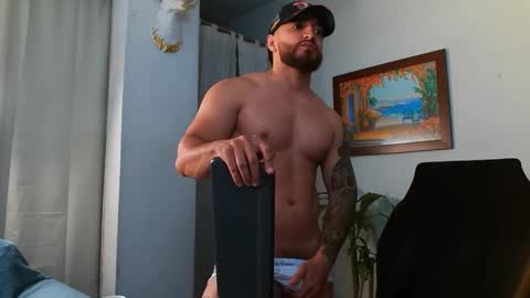 Snapshot of bradley_martinez chatting on 02.17.26 Bradley Martinez online show from 02.17.26