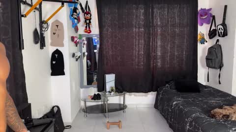 Bradley Strong online show from 10.25.25