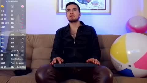 Bradley Colton Independ Model online show from 12.25.24