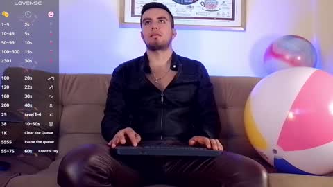 Bradley Colton Independ Model online show from 02.07.25