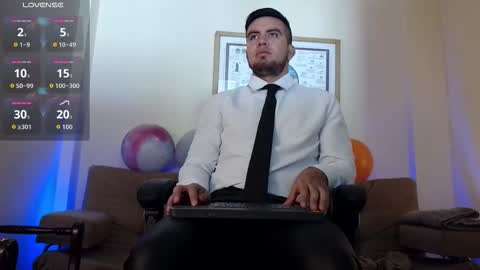 Bradley Colton Independ Model online show from 12.03.25