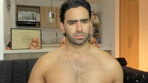 bradleymartin7 online show from 11.27.25