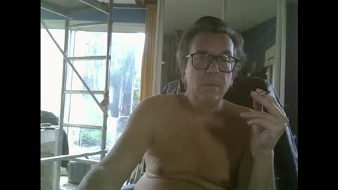 Snapshot of bradysboy chatting on 11.16.25 bradysboy online show from 11.16.25