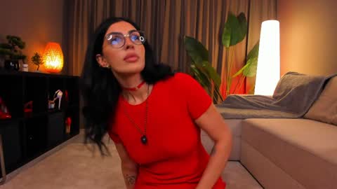 Lunaria online show from 04.09.26