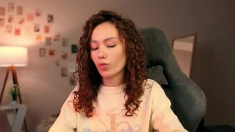 Snapshot of branchwithflowers chatting on 10.16.25 Lilly online show from 10.16.25