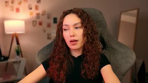 Snapshot of branchwithflowers chatting on 10.17.25 Lilly online show from 10.17.25