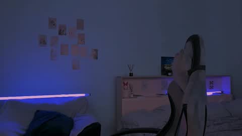 Snapshot of branchwithflowers chatting on 11.15.25 Lilly online show from 11.15.25