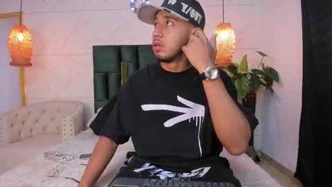 Brand  online show from 11.25.25