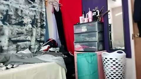 Brandaley online show from 11.24.25