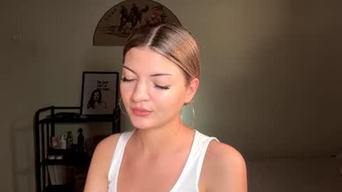 Snapshot of brandielamarra chatting on 08.07.26 Adele online show from 08.07.26