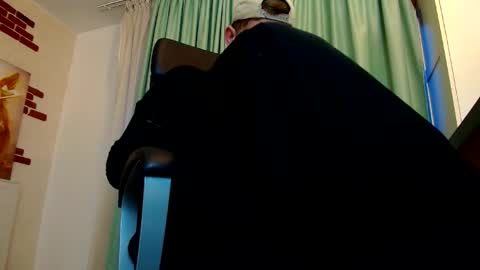 BrandonTateX online show from 10.06.25