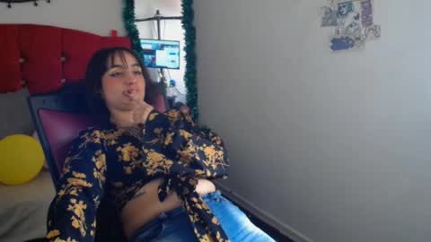 Snapshot of brandy_angell chatting on 01.15.25 brandy_angell online show from 01.15.25