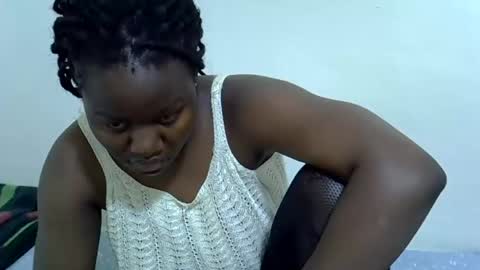 Snapshot of brandy_beby chatting on 11.05.25 Brandy online show from 11.05.25