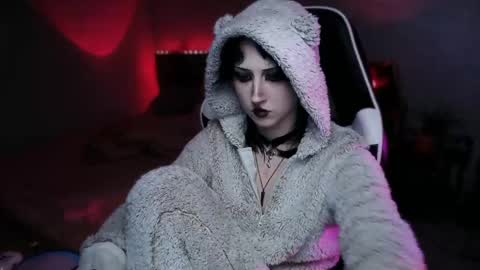 Aurorabut ur dad just calls me Rory online show from 04.15.26