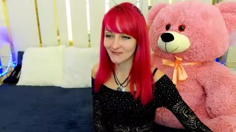 Brandybloomm online show from 10.19.25