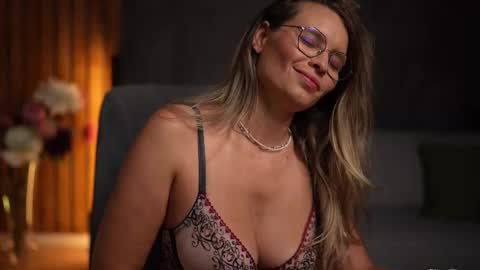 Snapshot of brandywhite chatting on 10.03.25 Alex online show from 10.03.25