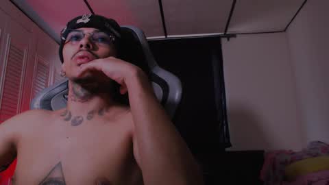 Snapshot of brasi_ chatting on 10.04.25 brasi_ online show from 10.04.25