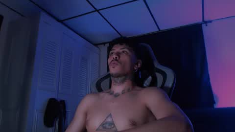 Snapshot of brasi_ chatting on 10.22.25 brasi_ online show from 10.22.25