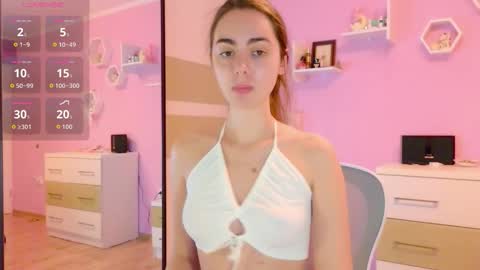 Annie online show from 11.11.25